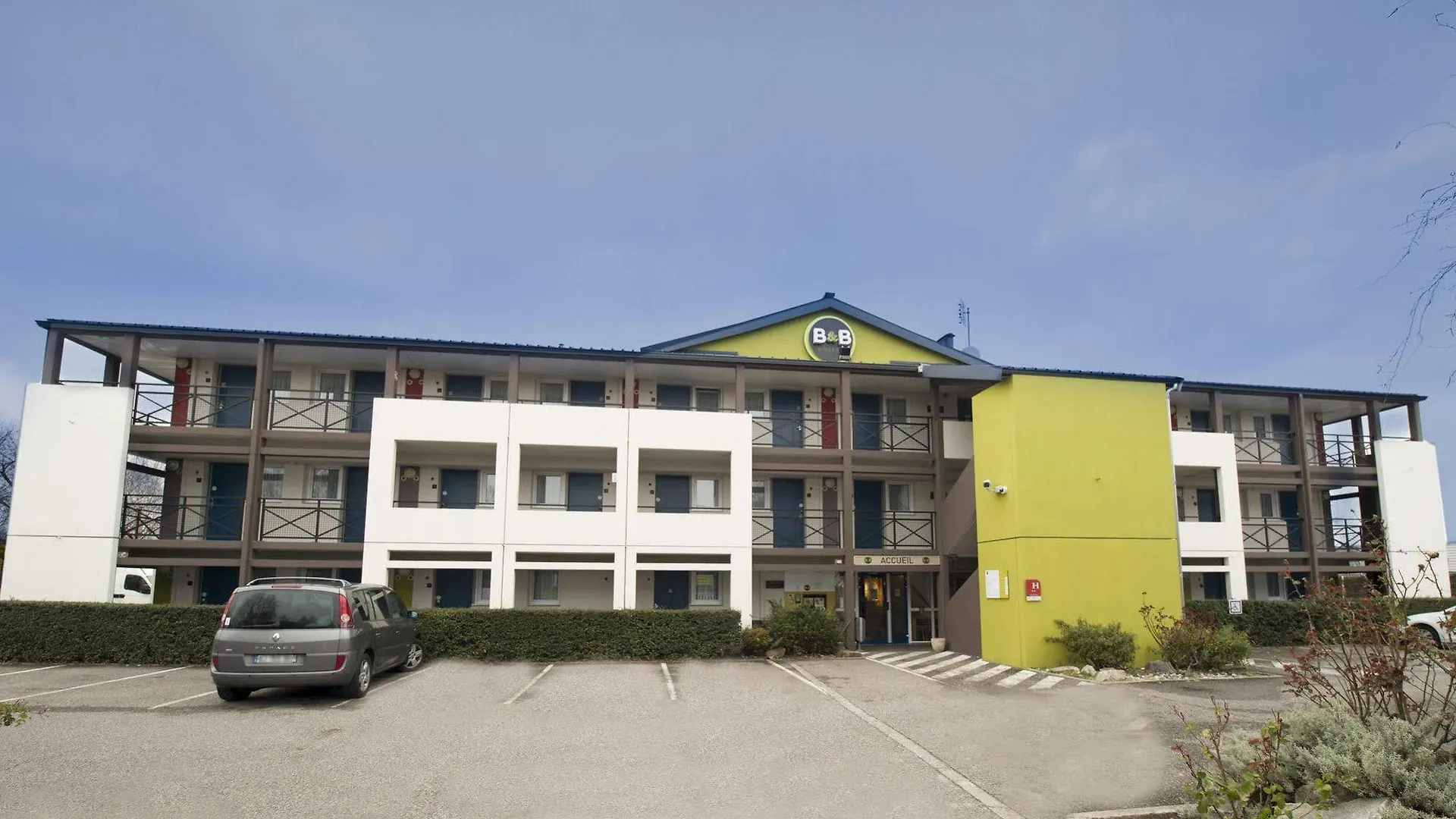 B&B Hotel Clermont-Ferrand Le Brezet Aeroport