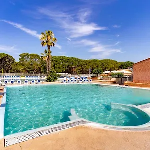 ***** Camping Parc Saint James Oasis Village France